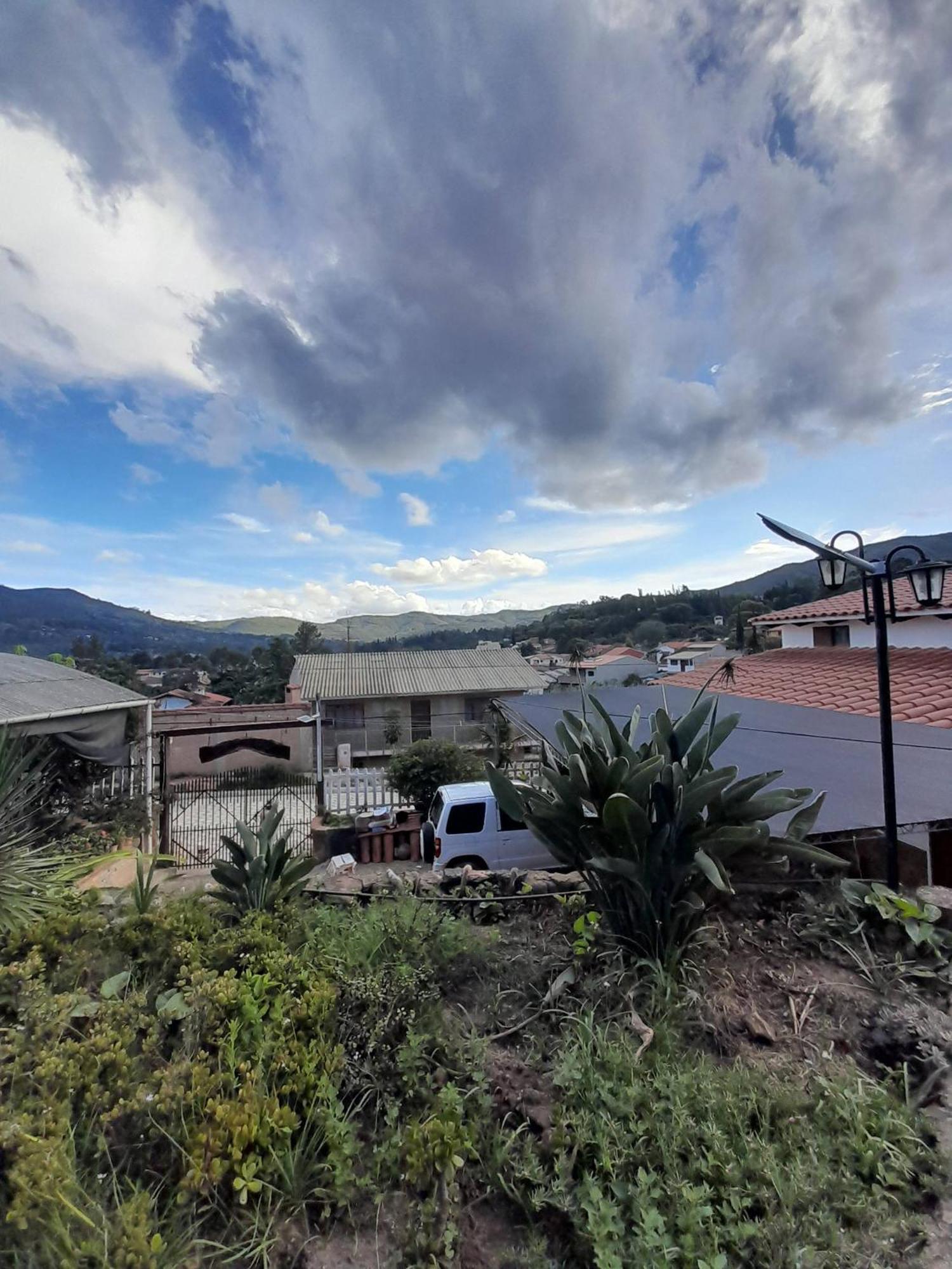 Fonda Amboro Hotel Samaipata Kültér fotó